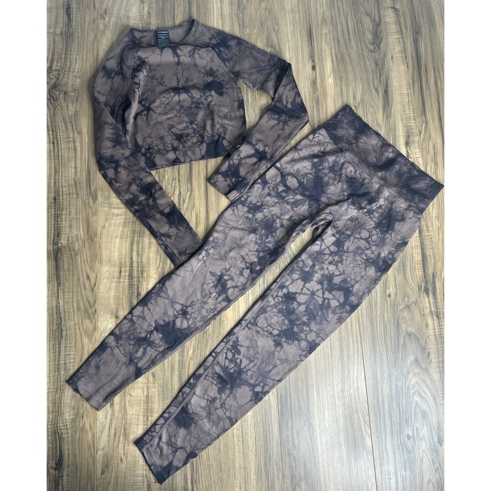 Victoria Secret PINK Active Women's XS /S Long‎ Sleeve Cropped Top & Leggings